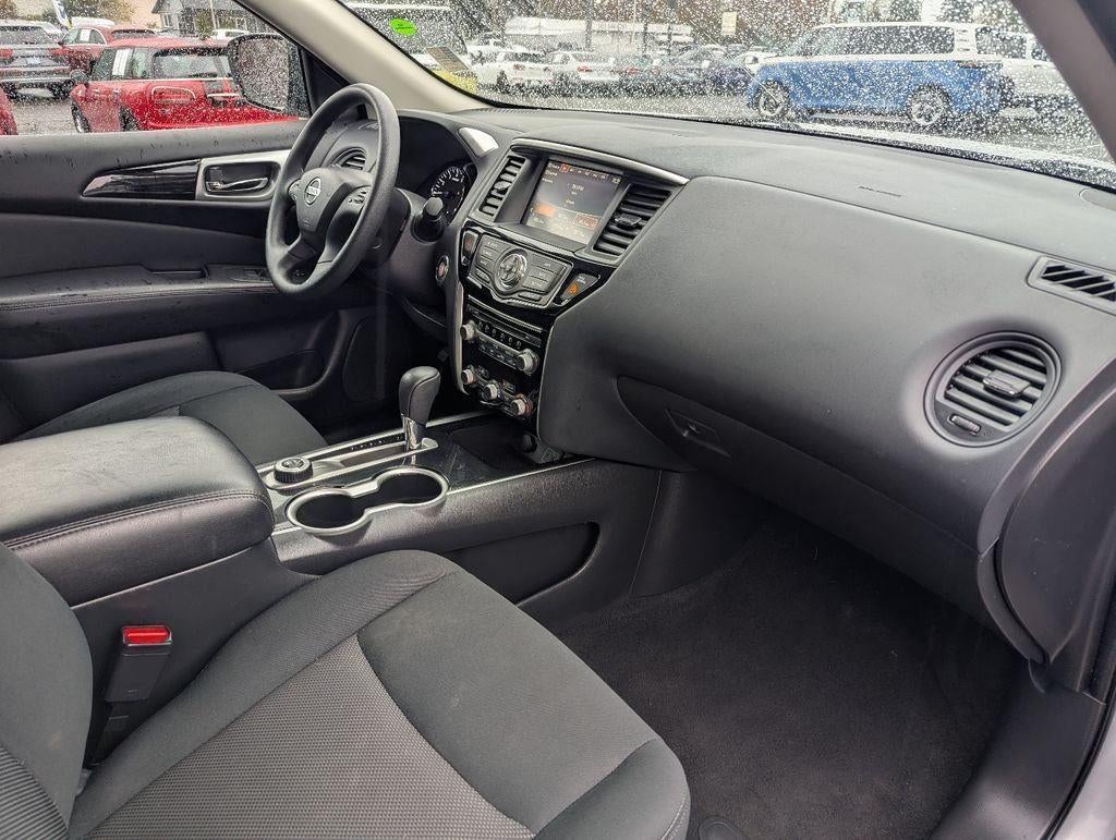 2020 Nissan Pathfinder S