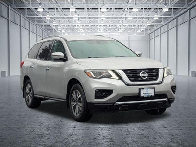 2020 Nissan Pathfinder S