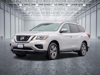 2020 Nissan Pathfinder S