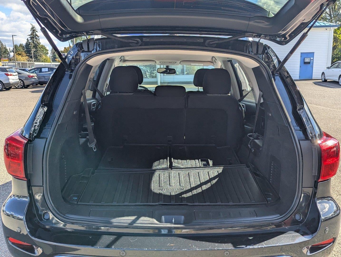 2019 Nissan Pathfinder SV
