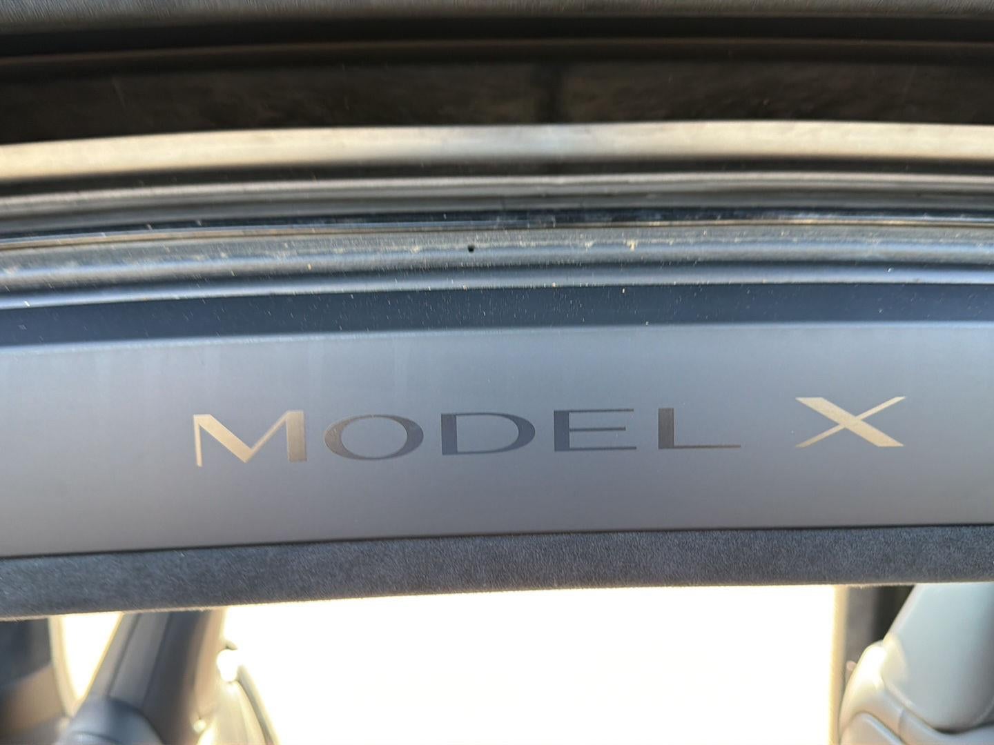 2023 Tesla Model X Standard Range