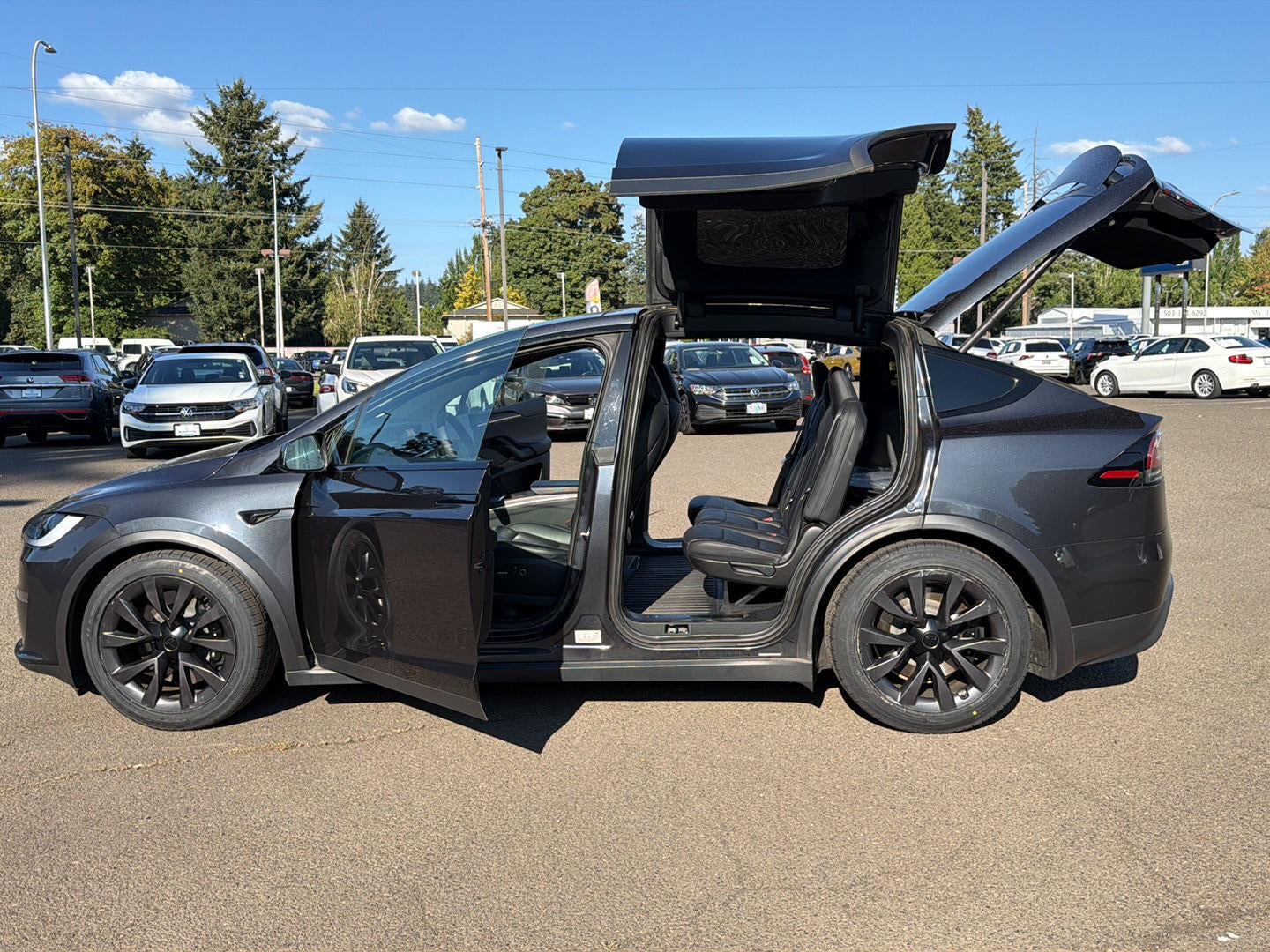 2023 Tesla Model X Standard Range