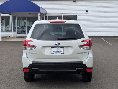 2022 Subaru Forester Base
