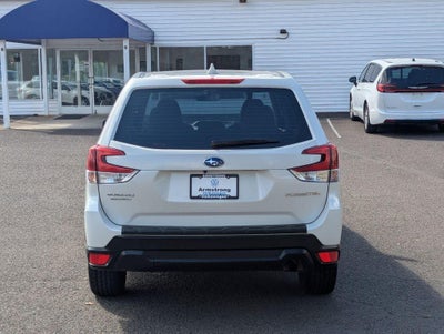 2022 Subaru Forester Base