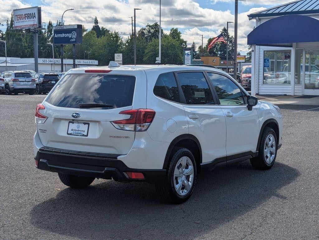 2022 Subaru Forester Base