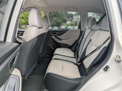 2022 Subaru Forester Base