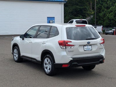 2022 Subaru Forester Base
