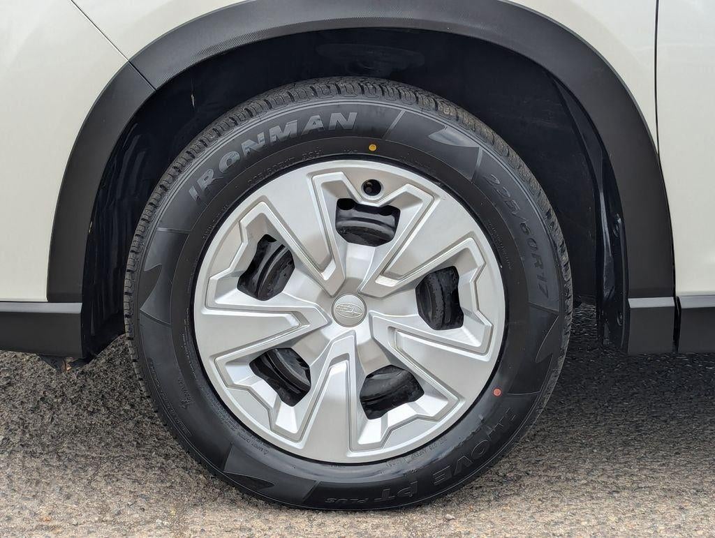 2022 Subaru Forester Base