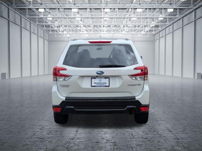 2022 Subaru Forester Base