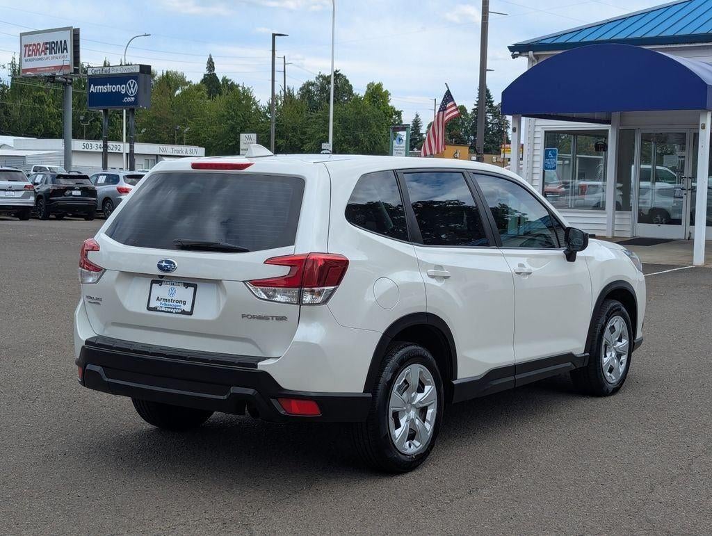 2022 Subaru Forester Base