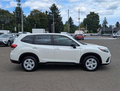 2022 Subaru Forester Base