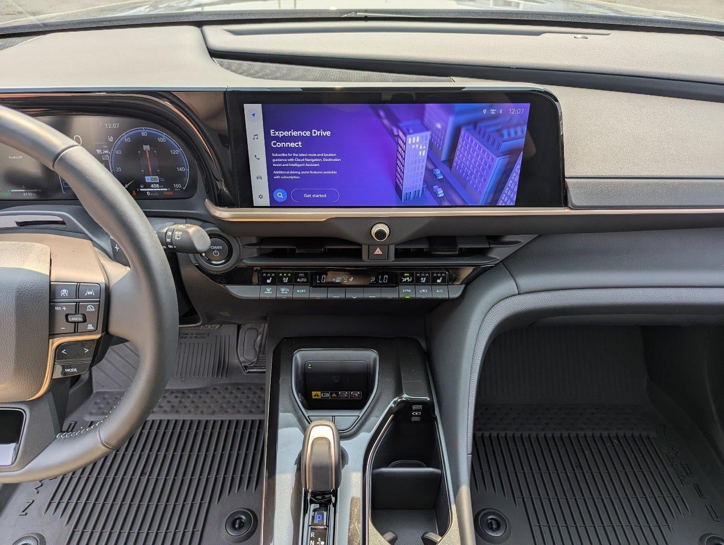 2025 Toyota Crown Signia Limited