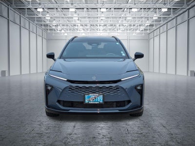 2025 Toyota Crown Signia Limited