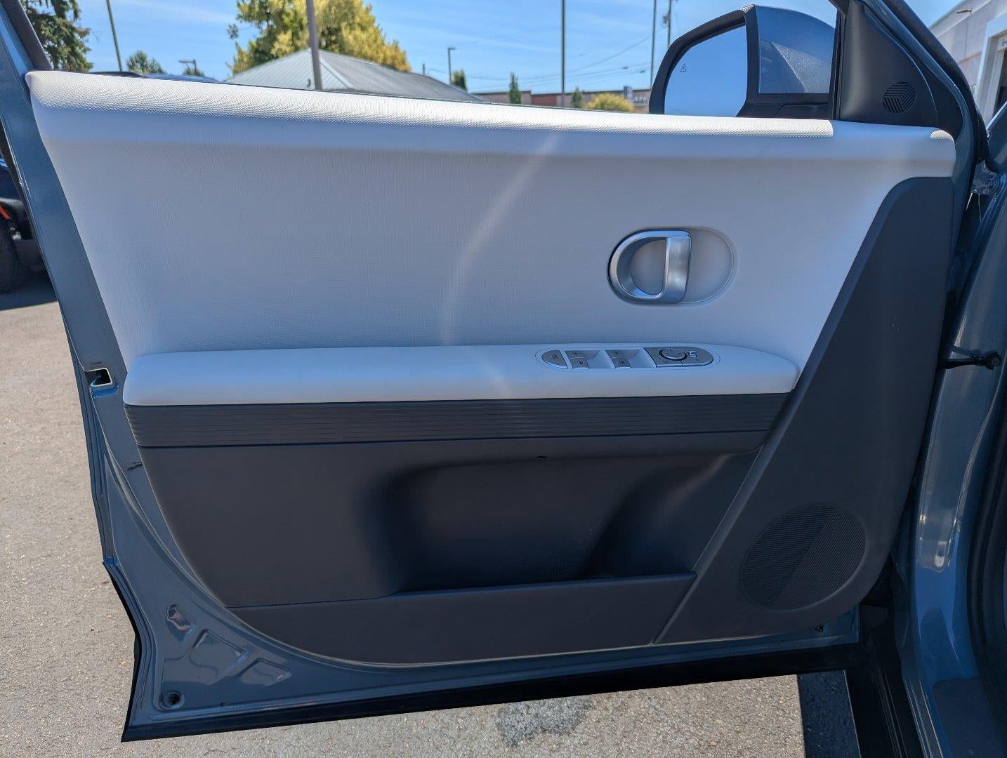 2024 Hyundai IONIQ 5 SE