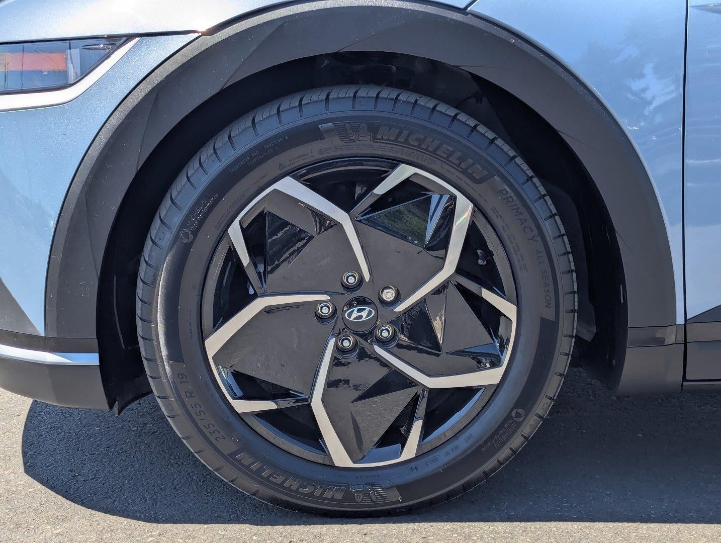2024 Hyundai IONIQ 5 SE