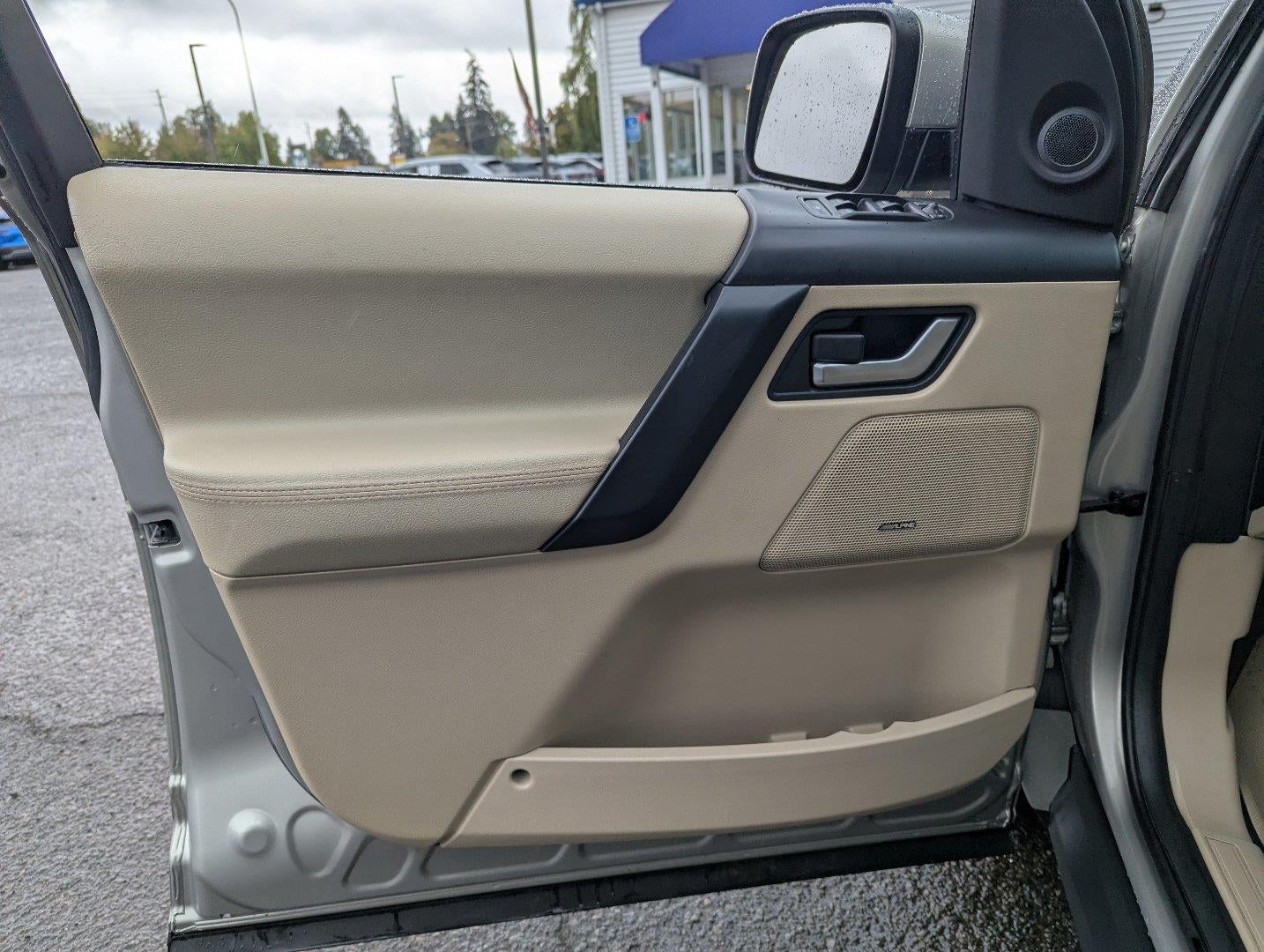 2012 Land Rover LR2 HSE