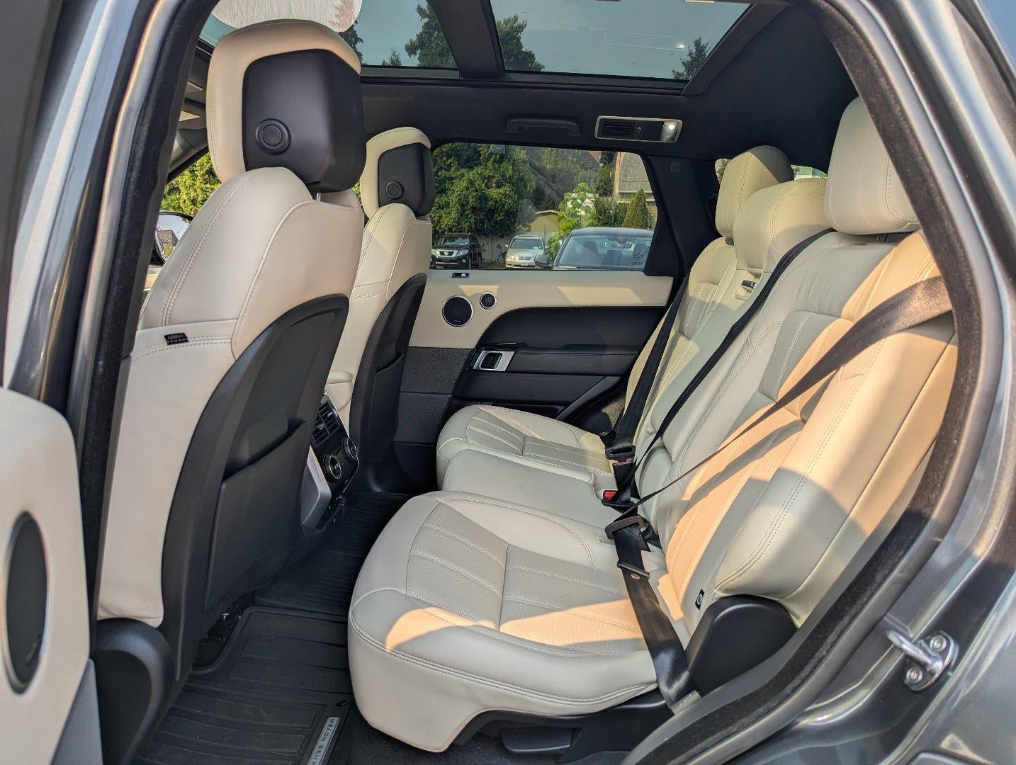 2021 Land Rover Range Rover Sport HSE Silver Edition