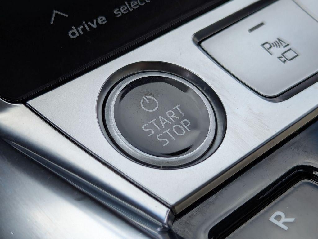 2024 Audi Q8 e-tron Premium Plus