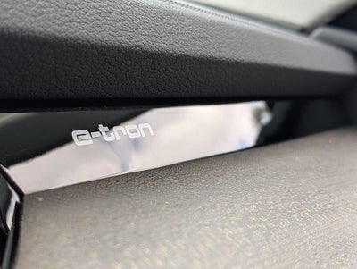 2024 Audi Q8 e-tron Premium Plus