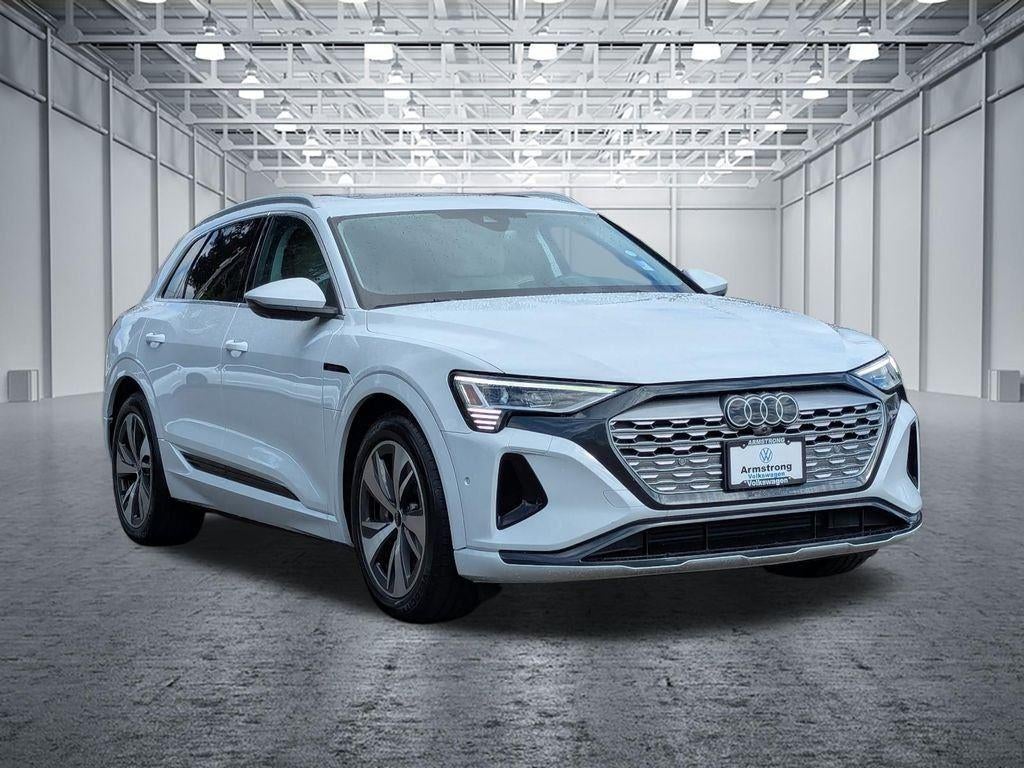 2024 Audi Q8 e-tron Premium Plus