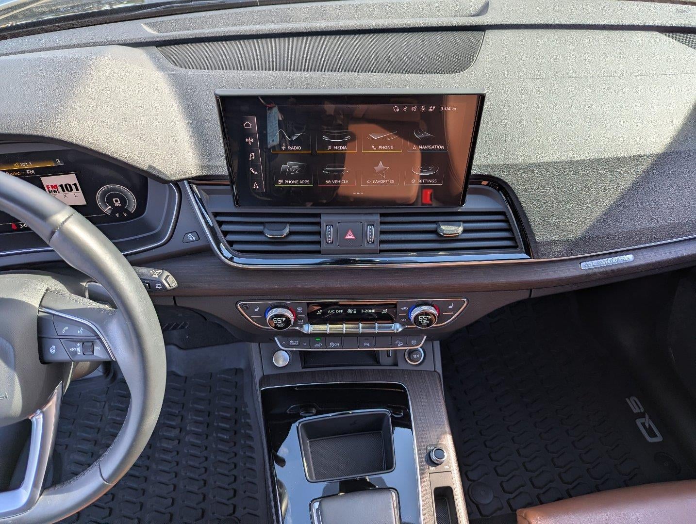 2023 Audi Q5 S line Premium