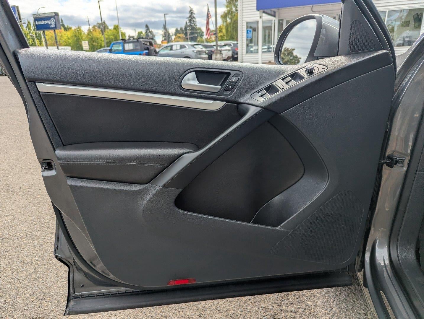 2013 Volkswagen Tiguan SEL