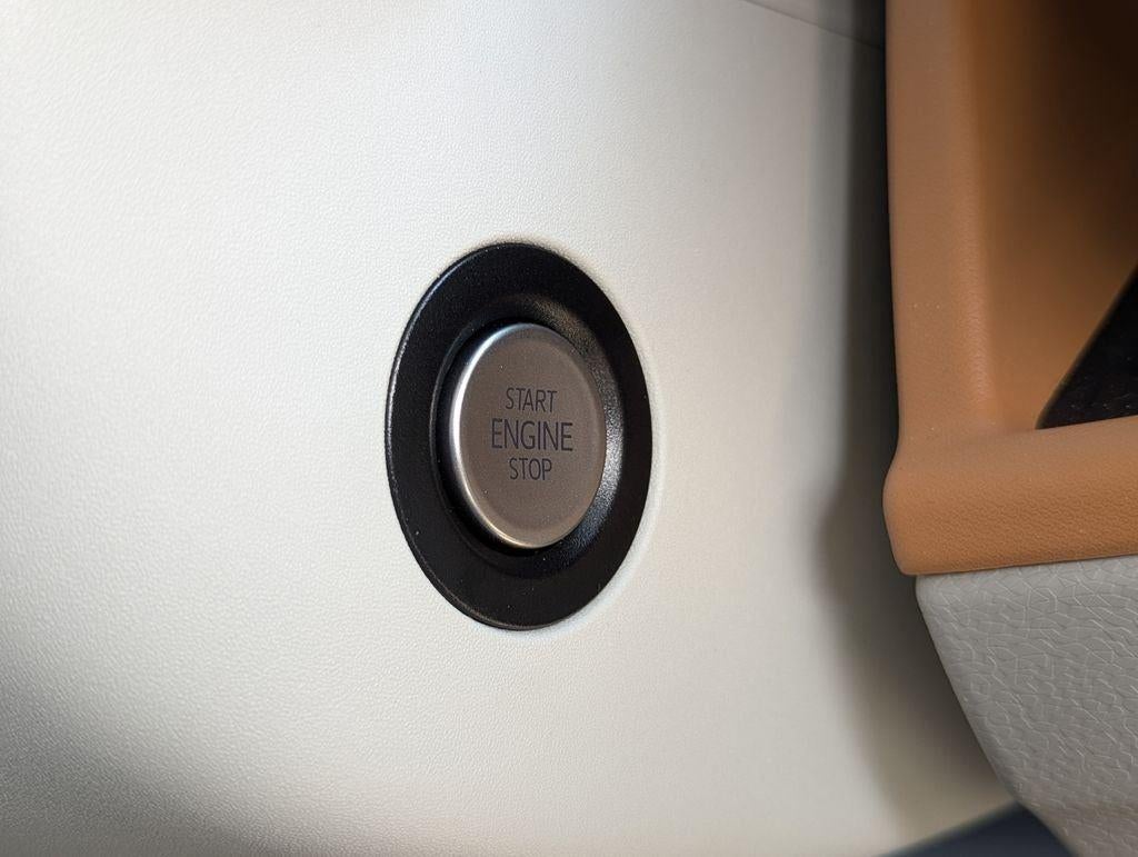 2025 Volkswagen ID. Buzz Pro S Plus