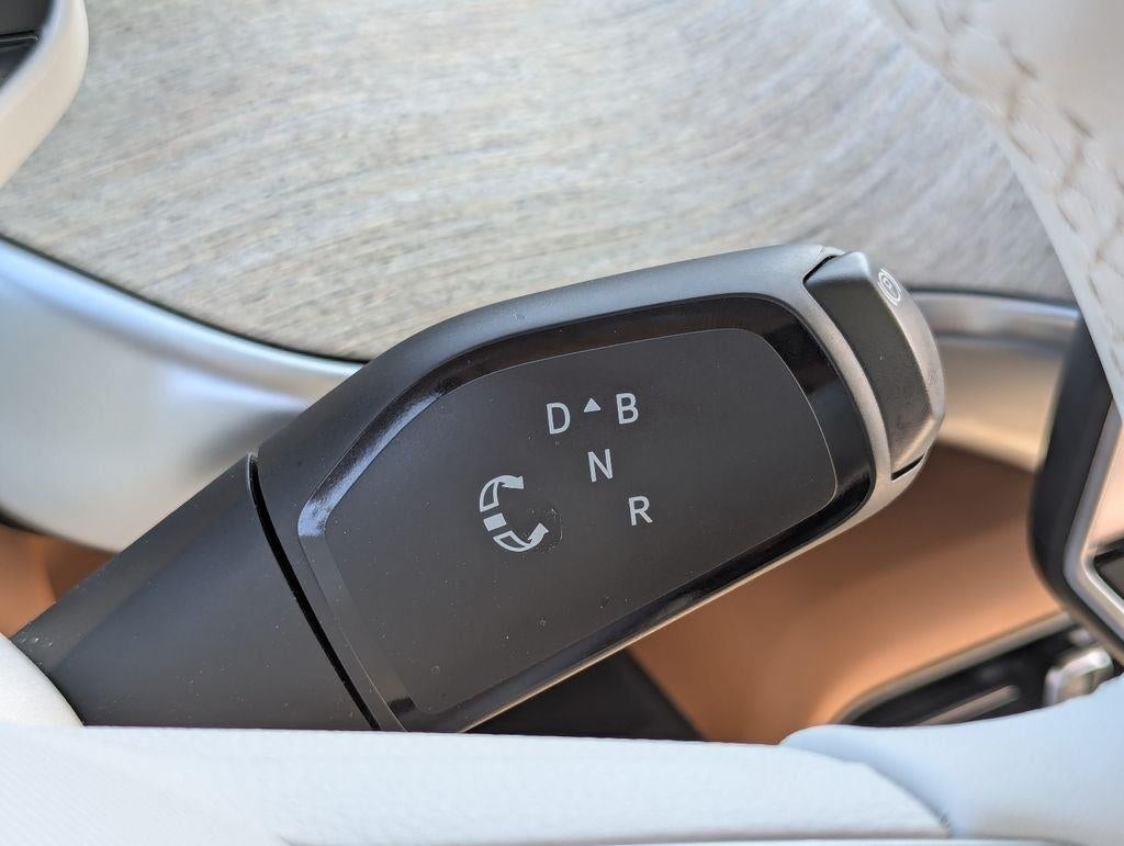 2025 Volkswagen ID. Buzz Pro S Plus
