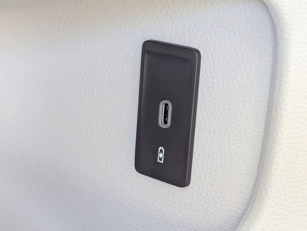 2025 Volkswagen ID. Buzz Pro S Plus