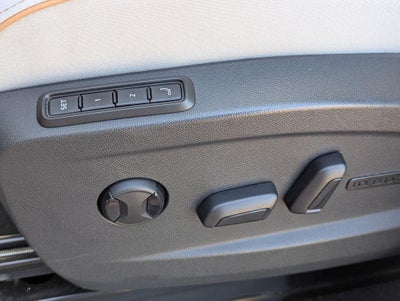 2025 Volkswagen ID. Buzz Pro S Plus