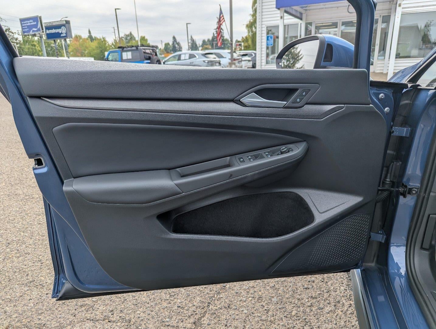 2025 Volkswagen Golf GTI SE