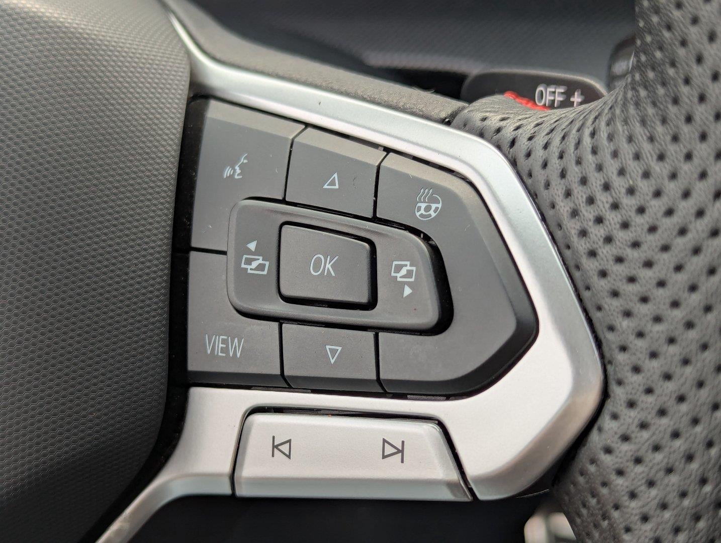 2025 Volkswagen Golf GTI SE
