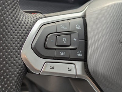 2025 Volkswagen Golf GTI SE