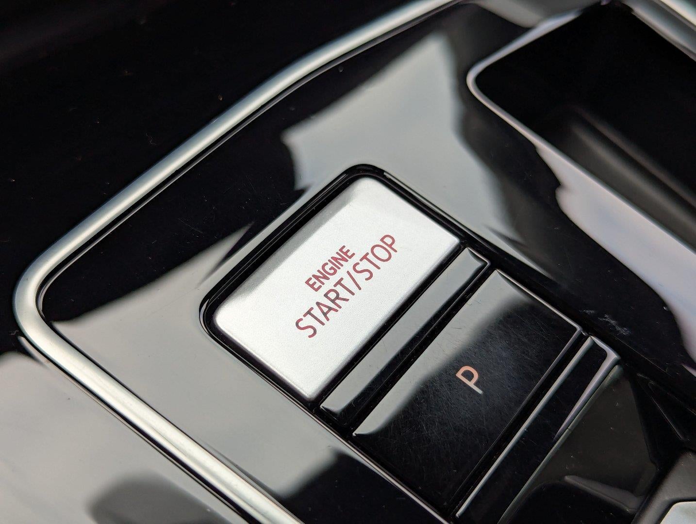 2025 Volkswagen Golf GTI SE