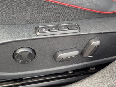 2025 Volkswagen Golf GTI SE