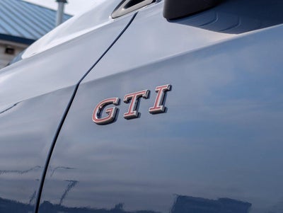 2025 Volkswagen Golf GTI SE