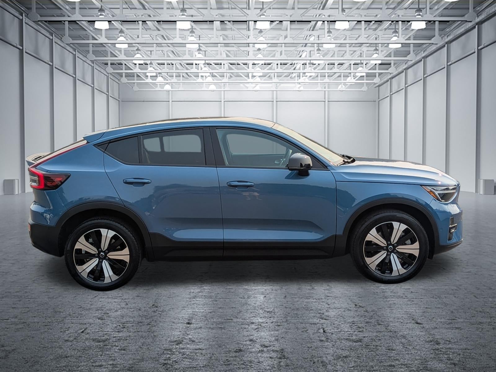2023 Volvo C40 Recharge Pure Electric Plus
