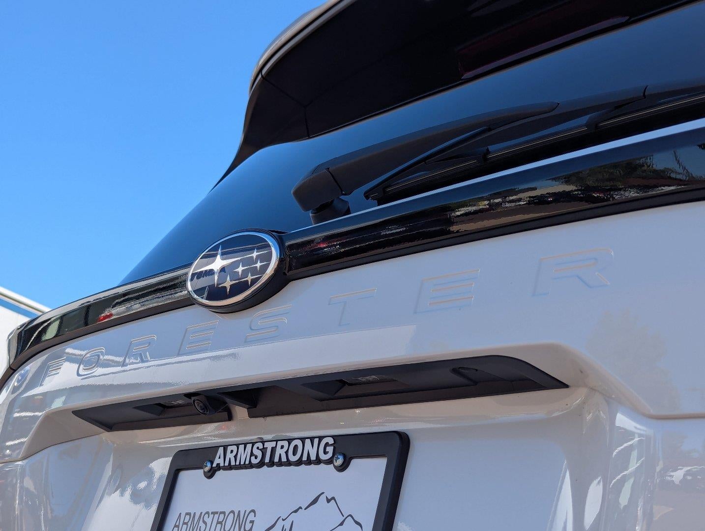 2026 Subaru FORESTER Premium Hybrid