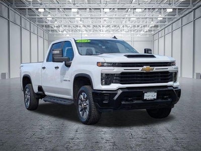 2024 Chevrolet Silverado 2500HD Custom