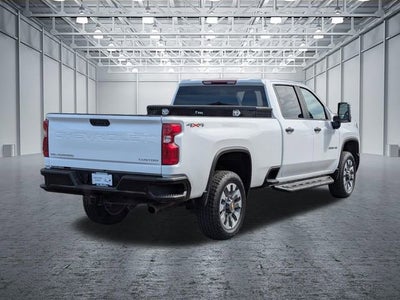 2024 Chevrolet Silverado 2500HD Custom