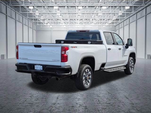 2024 Chevrolet Silverado 2500HD Custom