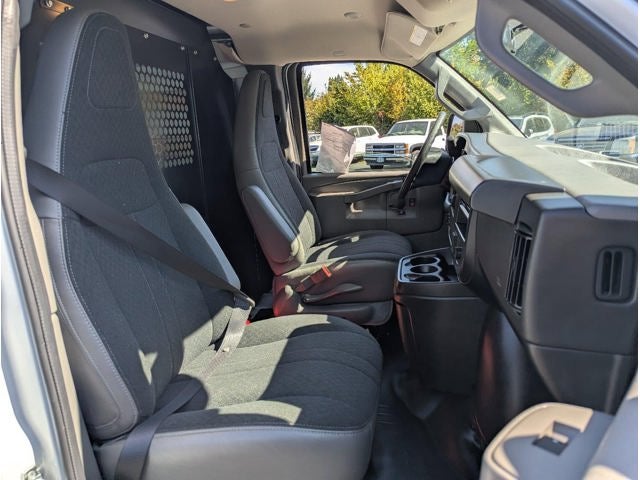 2025 Chevrolet Express Cargo Van RWD 2500 135