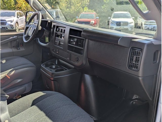2025 Chevrolet Express Cargo Van RWD 2500 135