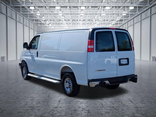 2025 Chevrolet Express Cargo Van RWD 2500 135