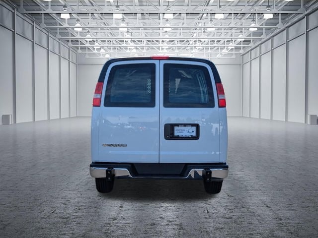 2025 Chevrolet Express Cargo Van RWD 2500 135
