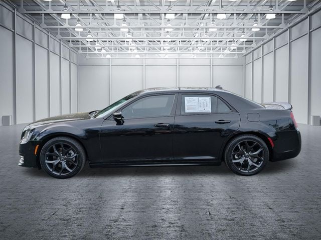 2022 Chrysler 300 S