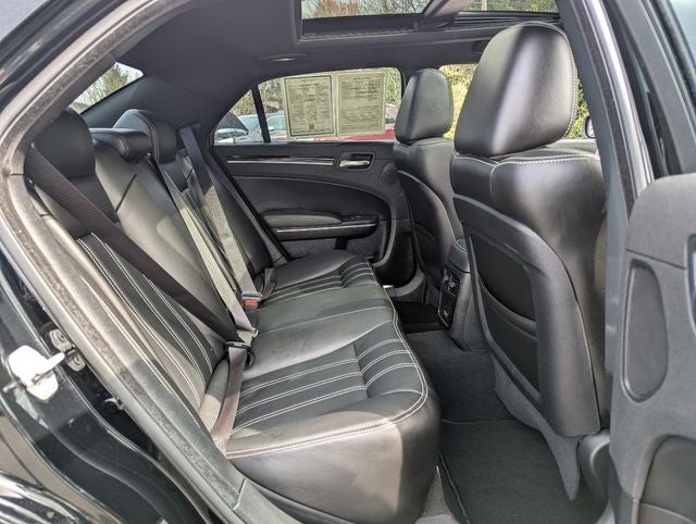2022 Chrysler 300 S
