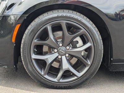 2022 Chrysler 300 S