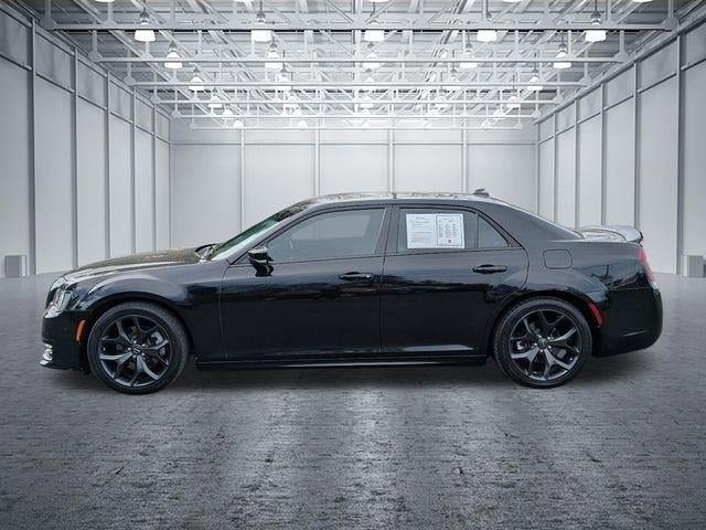 2022 Chrysler 300 300S