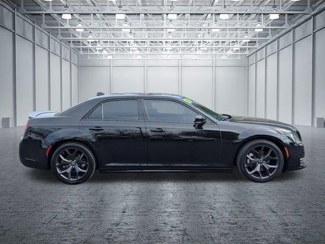 2022 Chrysler 300 300S